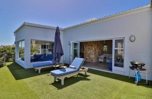 Franskraal Apartment | Vinho Verde Villa, Franskraal Sea Views & Jacuzzi