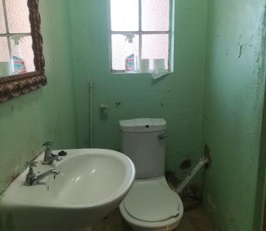 Uitenhage Bed & Breakfast | Somie's
