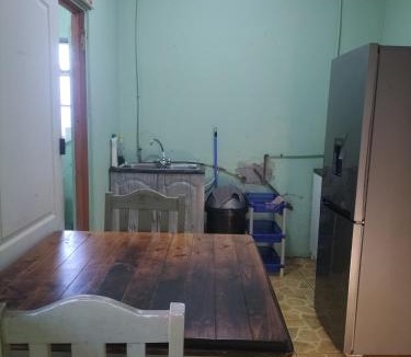 Uitenhage Bed & Breakfast | Somie's