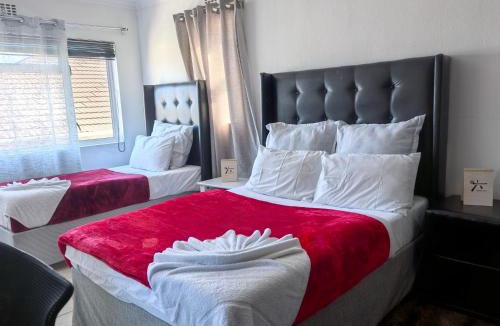 Trawal House | Gift Guest House 36 Hofmeyer