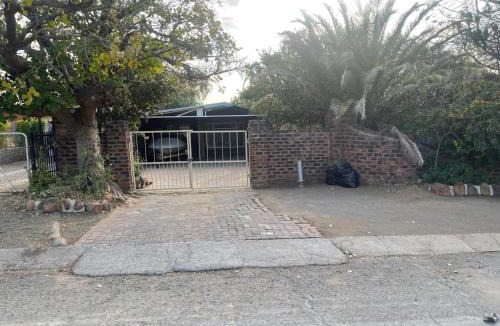 Vanderkloof House | Eagle Waters