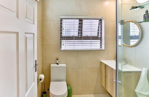 Shaka's Rock Apartment | Beachfront escape in Ballito with direct beach access - Family only