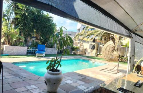 Redhill House | Berrys holiday home