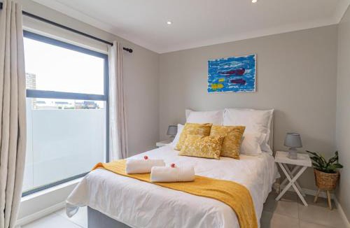 Mykonos Villa | Coastal Bloom