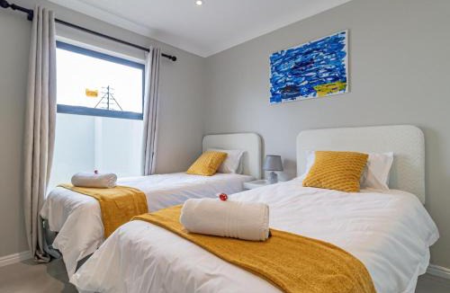Mykonos Villa | Coastal Bloom