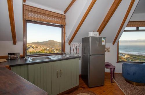 Cape Peninsula Apartment | Mussel Beach House