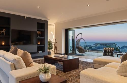 Knysna Villa | Luxury Coastal Retreat