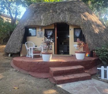 Port Shepstone Other | Gina Paradiso Cottage 1