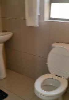 Greater Johannesburg Metropolitan Area House | Choosers Palace Hotel Pool Upstairs