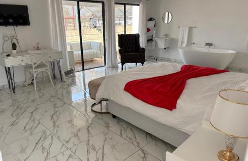 Emalahleni House | Vees Boutique Hotel
