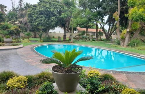 Mahikeng House | Etela Batho Guest House