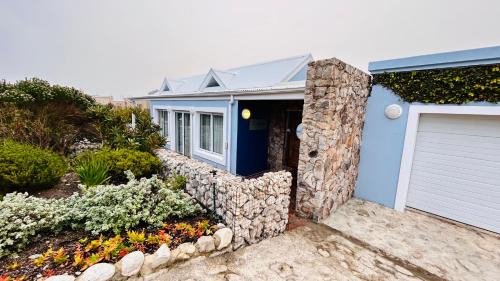 Betty's Bay Apartment | Misty Shores Cottage
