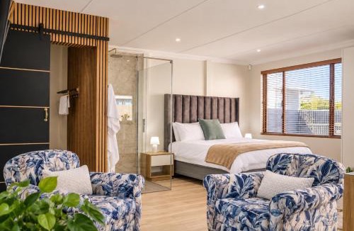 Sandbaai Apartment | The West End Hermanus