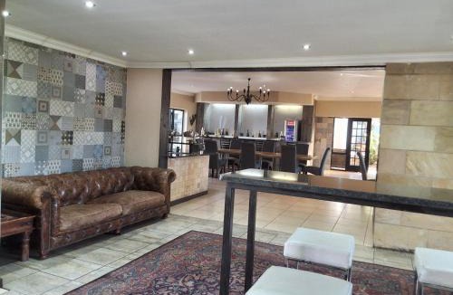 Boksburg Hotel | Fly Inn Lodge & Conference Center, Boksburg North
