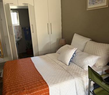 Flora Park Apartment | Place leBeau