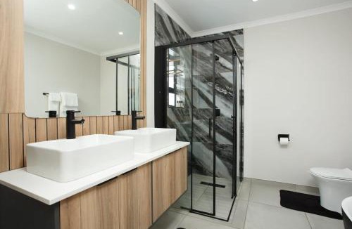 Mossel Bay Villa | TTT Oceanview Luxury Villa-Mossel Bay-South Africa