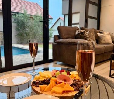 Bloemfontein Apartment | Efflorescentvilla