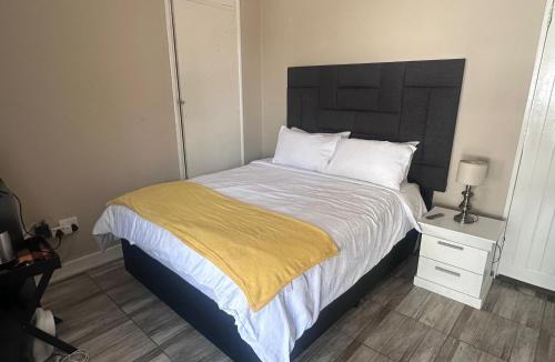Germiston House | Sparrows guest house