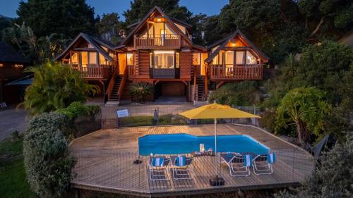 Old Place House | Abalone Lodges