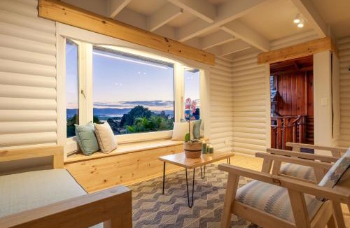 Old Place House | Abalone Lodges