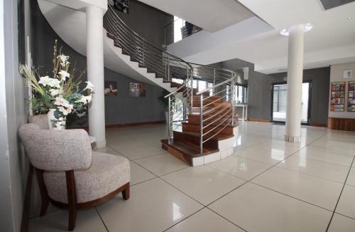 West Bank Hotel | MyPond Stenden Hotel