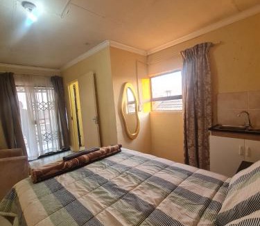 Greater Johannesburg Metropolitan Area Apartment | Protea Stay