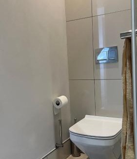 Sandown Hotel | The Cozy Hideaway