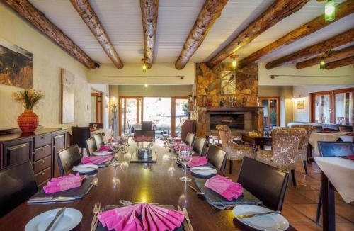 Emakhazeni Cabin | Komati Gorge Lodge