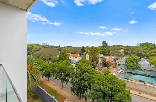Houghton Estate Apartment | Apartments in Johannesburg, South Africa