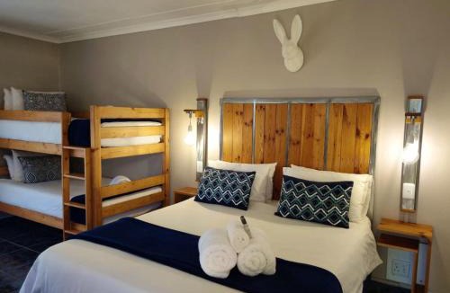 Vanderkloof Apartment | CasaMere