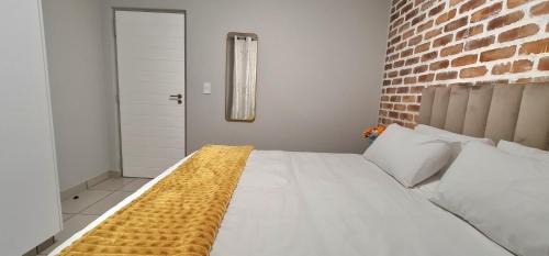Nelspruit Hotel | Convenient Corner 4 8 GreenValley