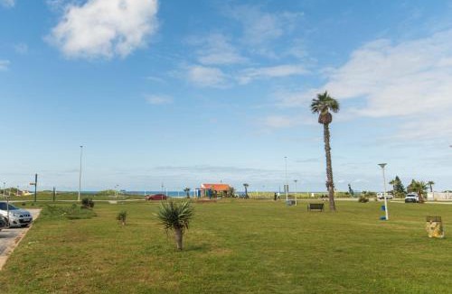 Pollok Beach Apartment | 18 at Brightways
