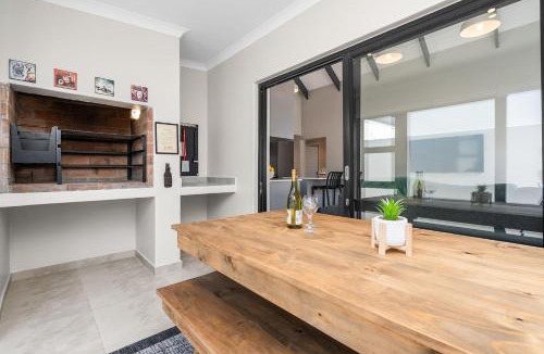Mykonos House | Langebaan Wildflower