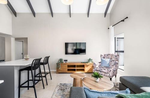 Mykonos House | Langebaan Wildflower