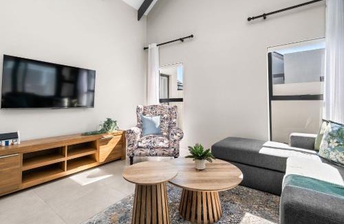 Mykonos House | Langebaan Wildflower