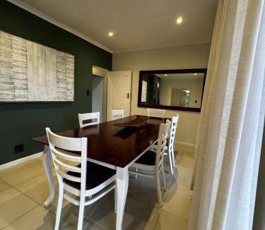 Koelenhof Apartment | Cottage at Kanu Wines