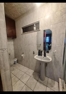 Evander Apartment | zee