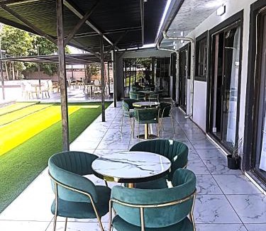 Vereeniging Hotel | 2Palms Hotel