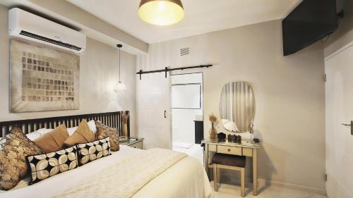 Umdloti Apartment | New Dawn - Umdloti - Wake to waves, Sleep to stars