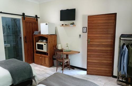 Hluhluwe Apartment | Between the Trees Holiday Accomodation