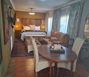 Parys House | The Place Guesthouse Parys