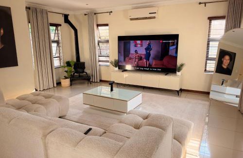 Montana House | The Lombardy home