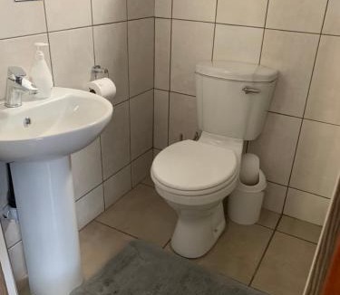 Langenhoven Park House | Compass 4 overnight Langenhovenpark