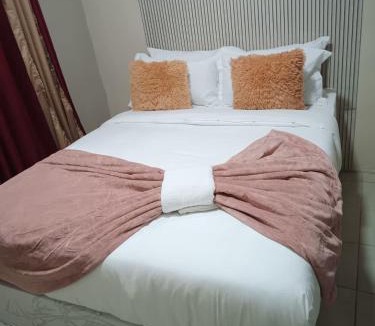 Parow House | Nefeya lodge