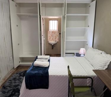 Flora Park Apartment | Place leBeau Apartment 3