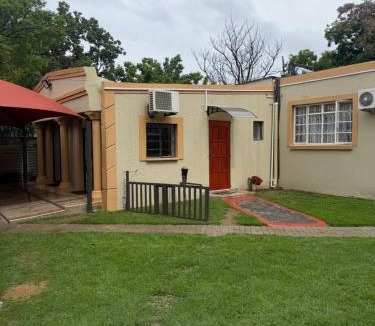 Kroonstad Bed & Breakfast | Distinctive BNB