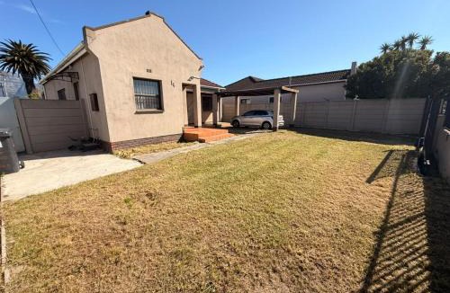 Lansdowne Apartment | 6 sleeper selfcatering
