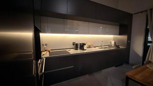 Menlo Park Apartment | Luxurious Oasis in Menlo Park