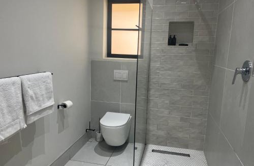 Cape Town Hotel | Vine and Valley Mini