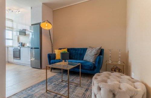 Three Anchor Bay Apartment | Stylish 1-Bed near Sea Point Promenade